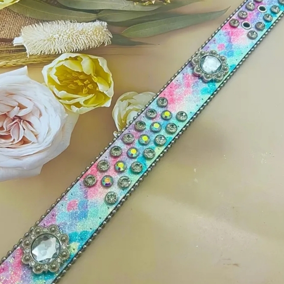 Colorful Rhinestone Embellished Belt - Picture 7 of 7